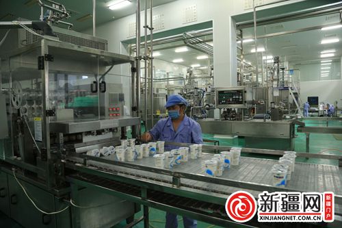 新疆首條乳業(yè)全智能系統(tǒng)全面上線 技術(shù)驅(qū)動下的產(chǎn)業(yè)新紀(jì)元